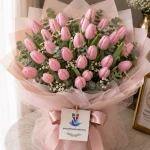 A bouquet of 20 pink tulips